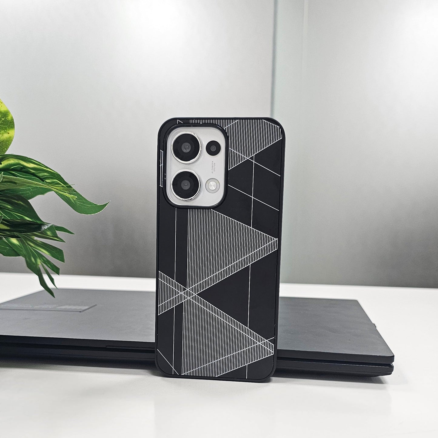 Oppo Reno 13 5G Triangle Pattern Matte Back Shockproof Case
