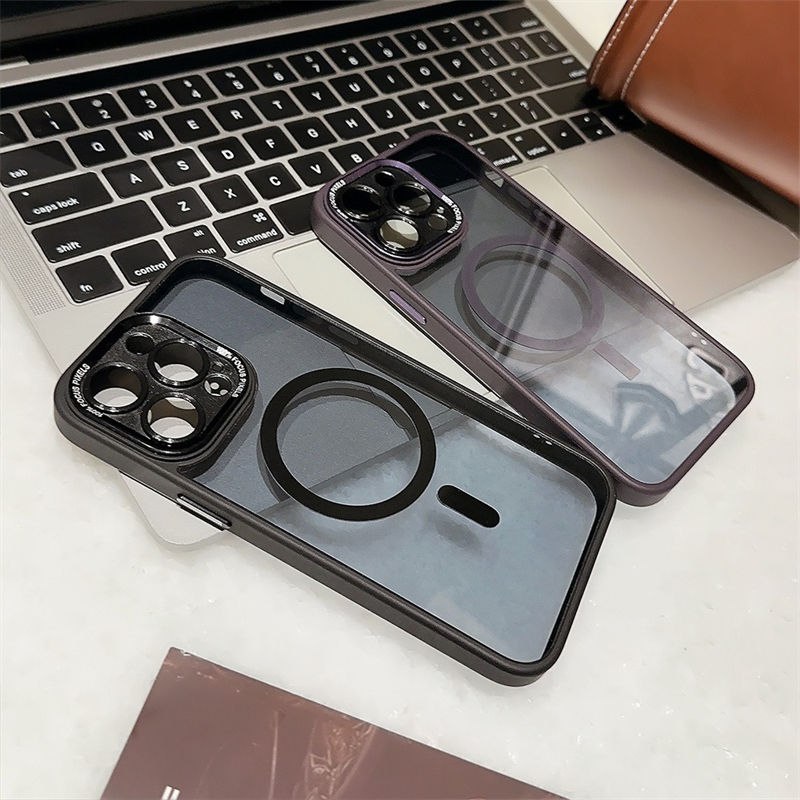 Magnetic Suction New High-end Feel Suitable for iPhone with Metal Lens