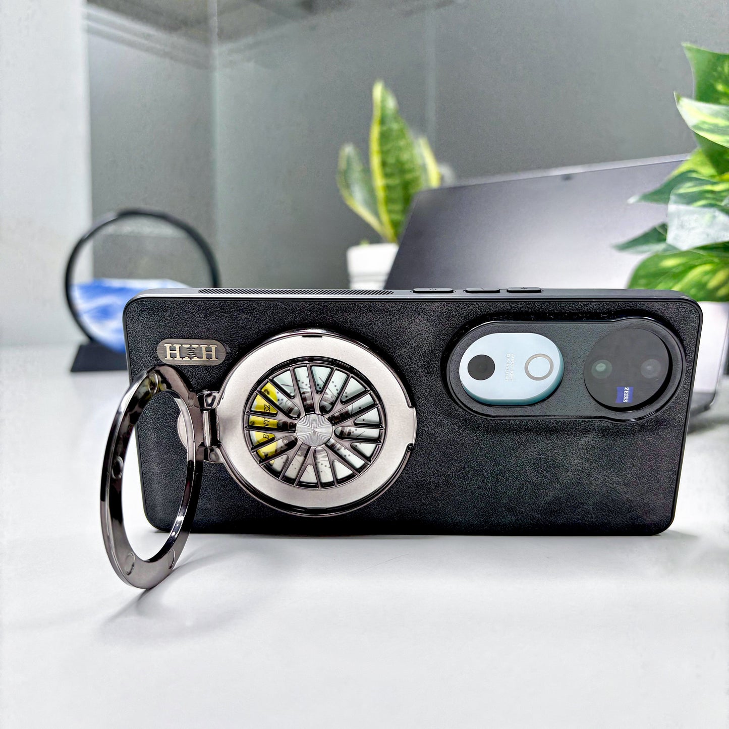 Vivo V40 5G Stress Buster Wheel Skin Feel Scratch Resistant Back Case